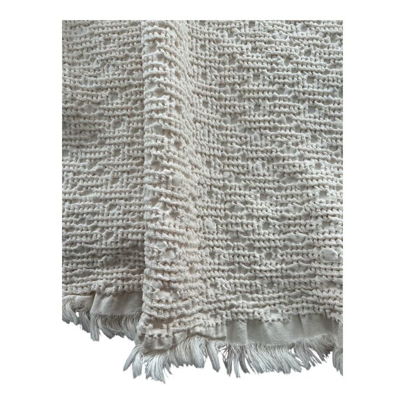 Vela Home Ivory Textured Cotton Throw Blanket – Woven Fringe Edge – Made in Port - Picture 6 of 6